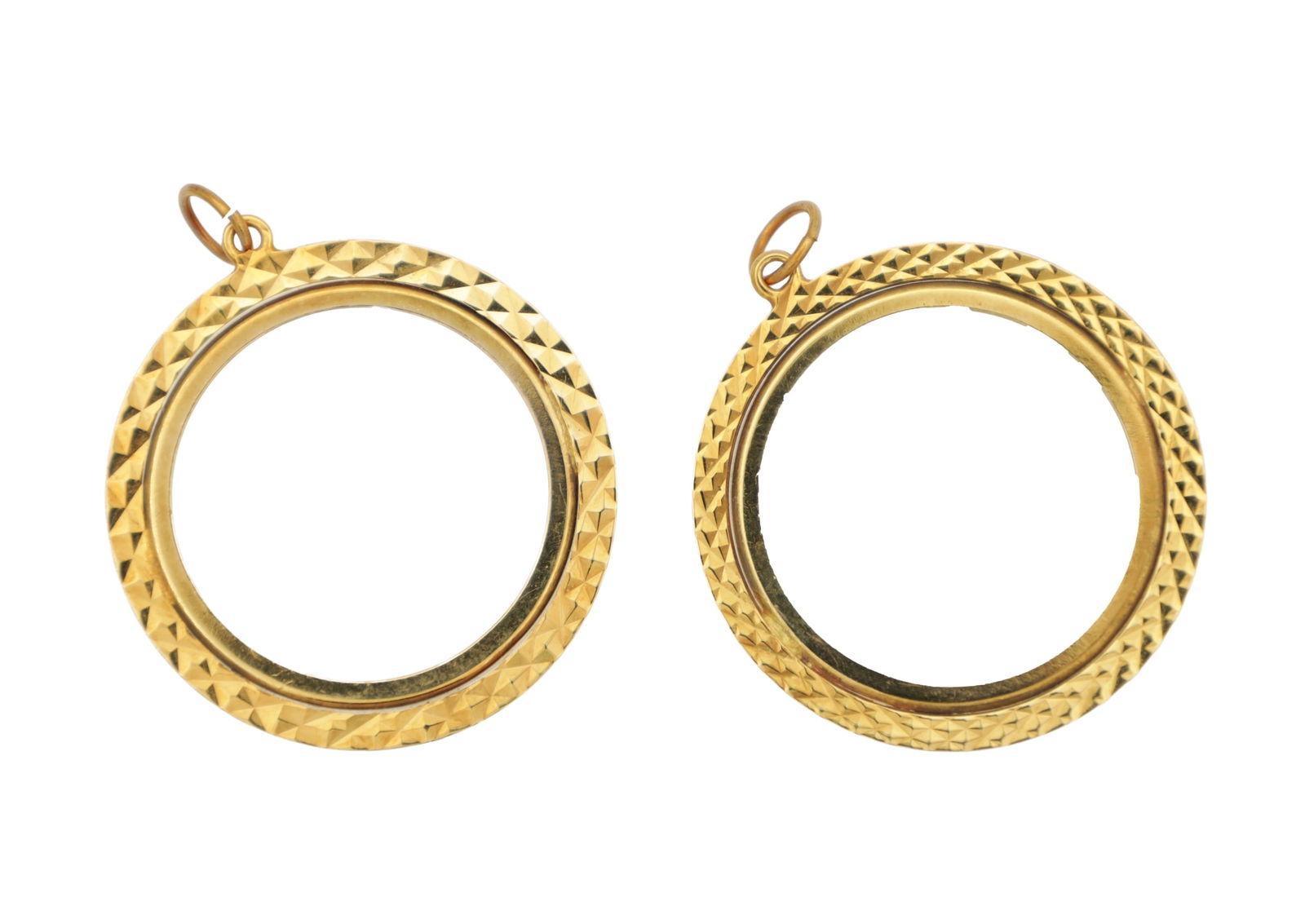 TWO 9CT YELLOW GOLD SOVEREIGN PENDANT MOUNTS (1 of 2)