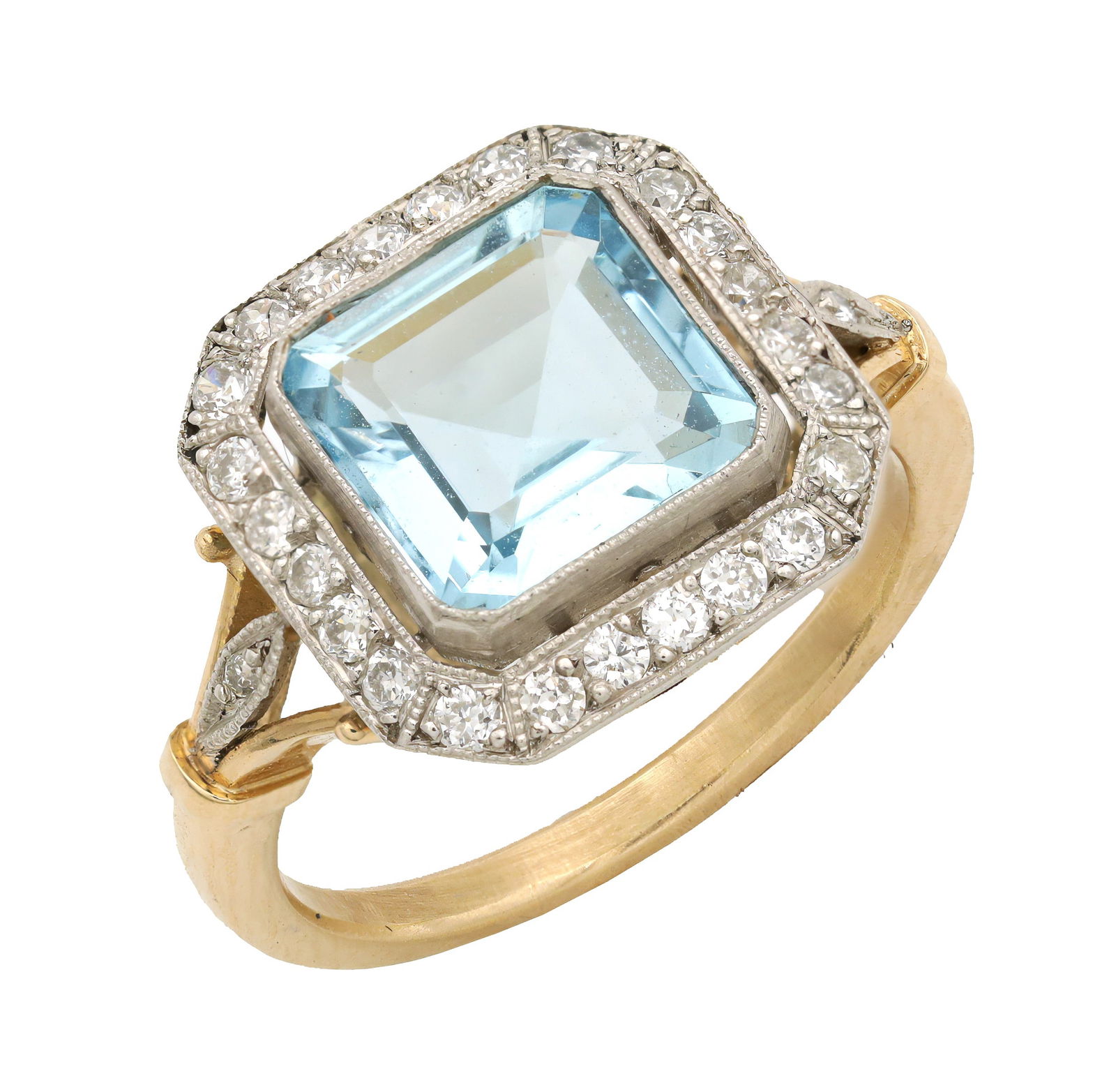 A 14CT YELLOW GOLD AQUA MARINE AND DIAMOND RING (1 of 2)