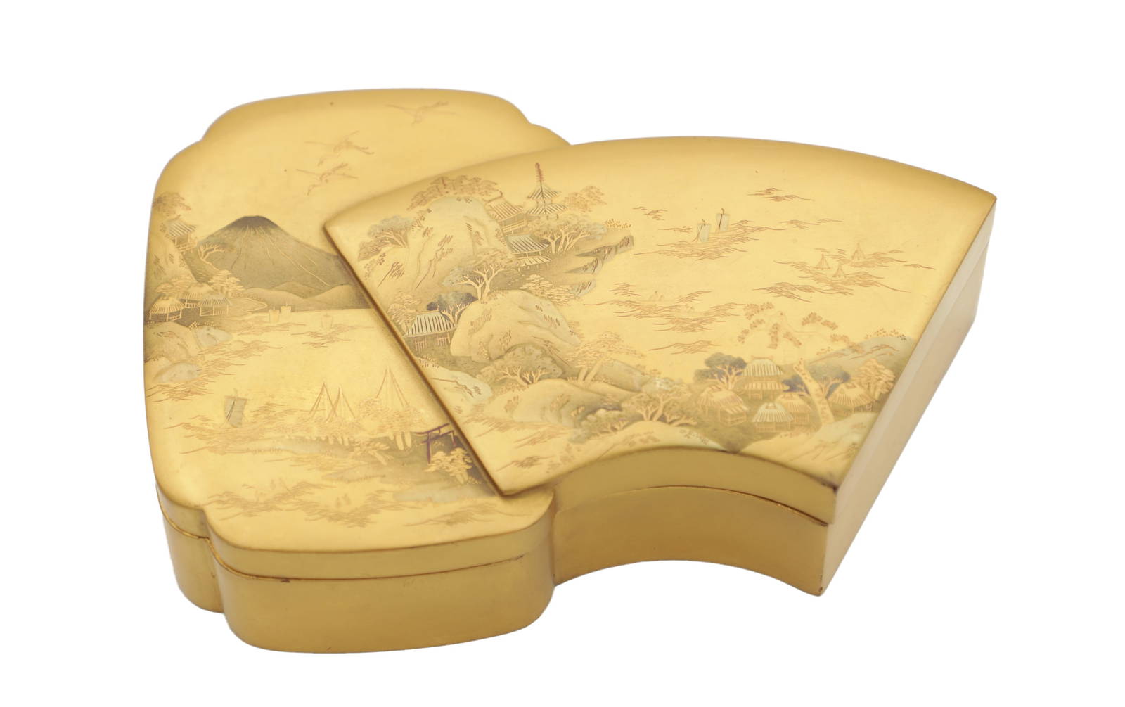 A MEIJI PERIOD JAPANESE GILT LACQUERWORK SHAPED BOX