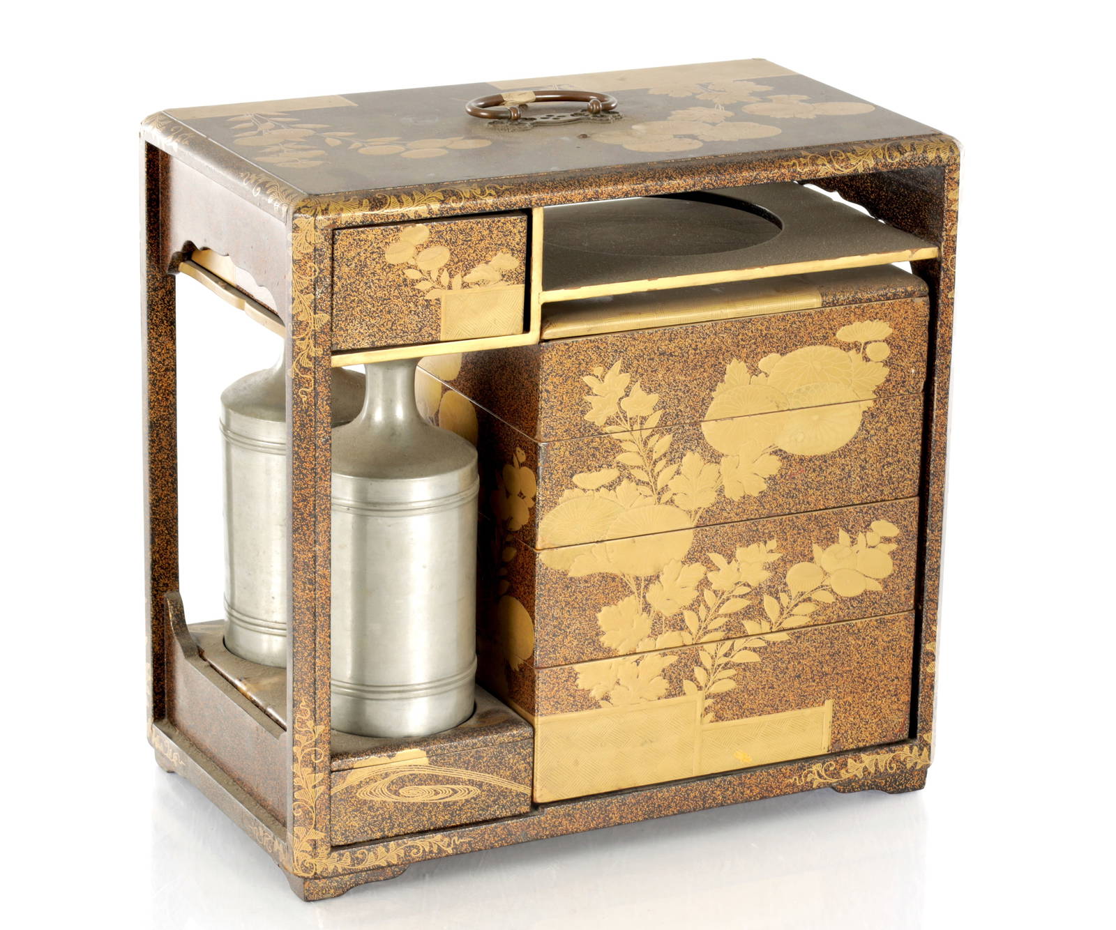 A JAPANESE MEIJI PERIOD LACQUERWORK JUBAKO PICNIC SET