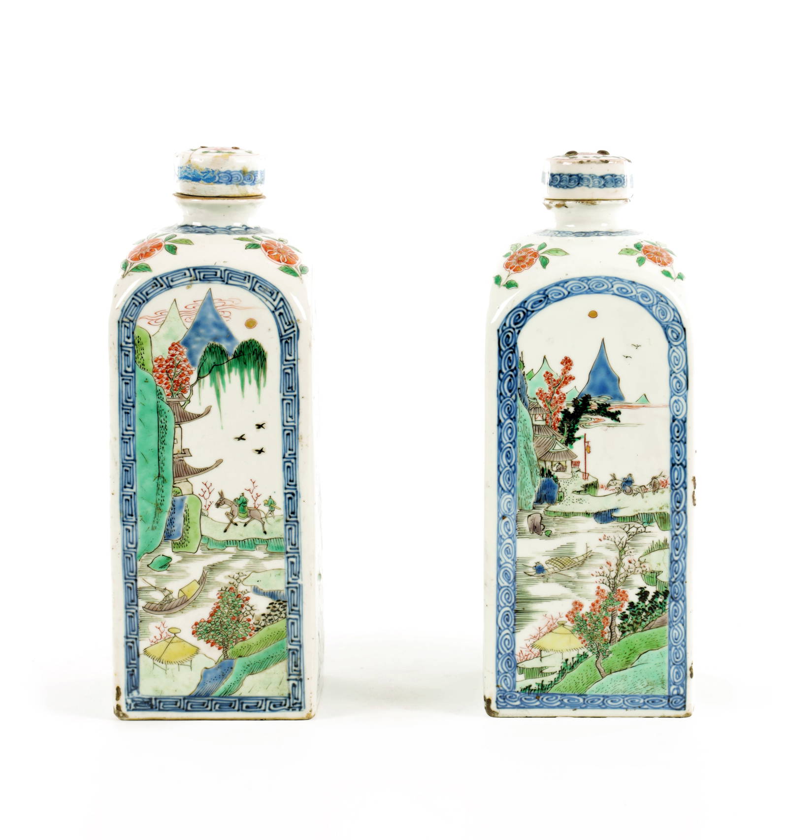 A PAIR OF CHINESE KANGXI PERIOD FAMILLE VERTE PORCELAIN GIN FLASKS