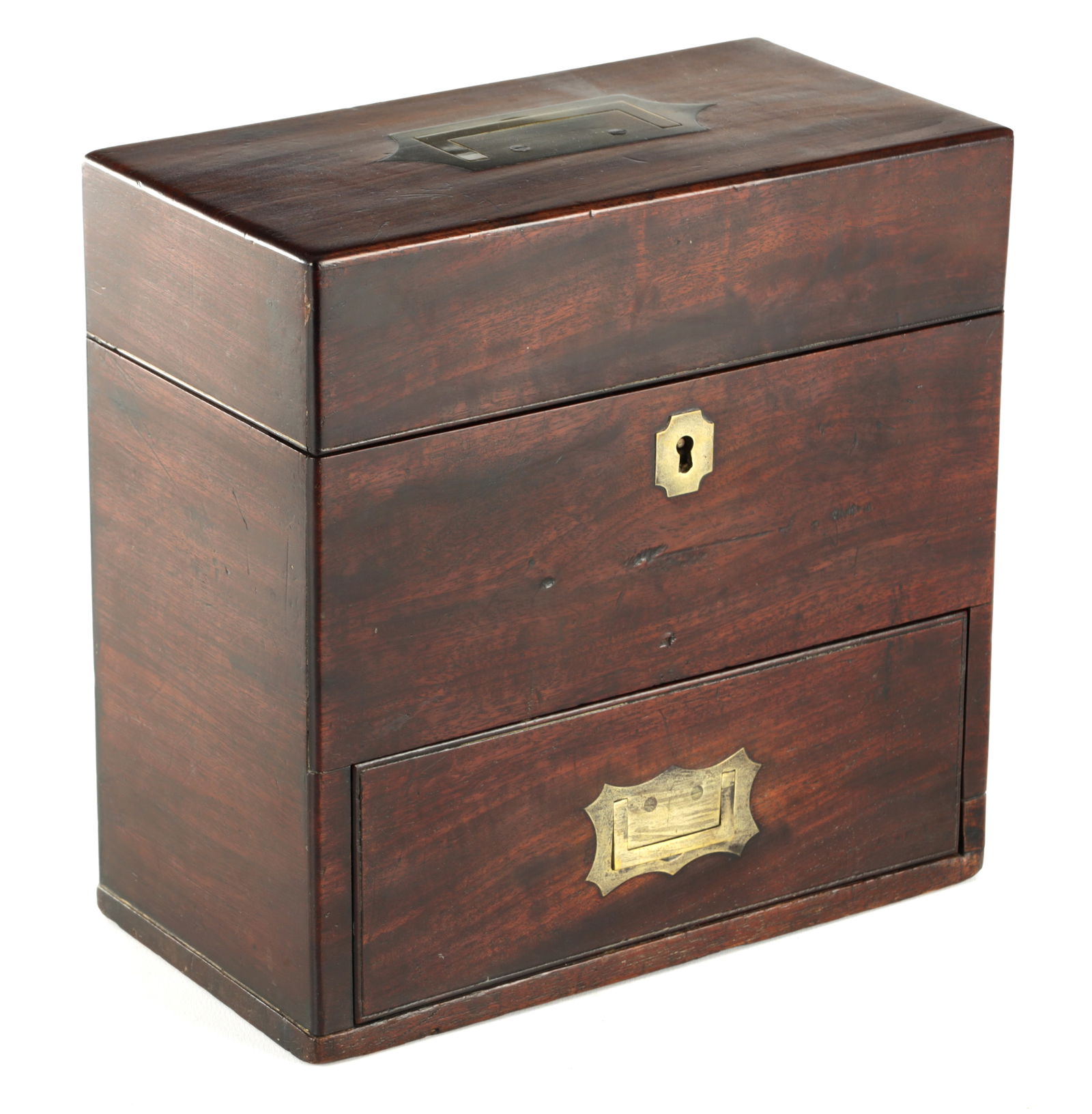 A GEORGE III MAHOGANY APOTHECARY BOX (1 of 17)