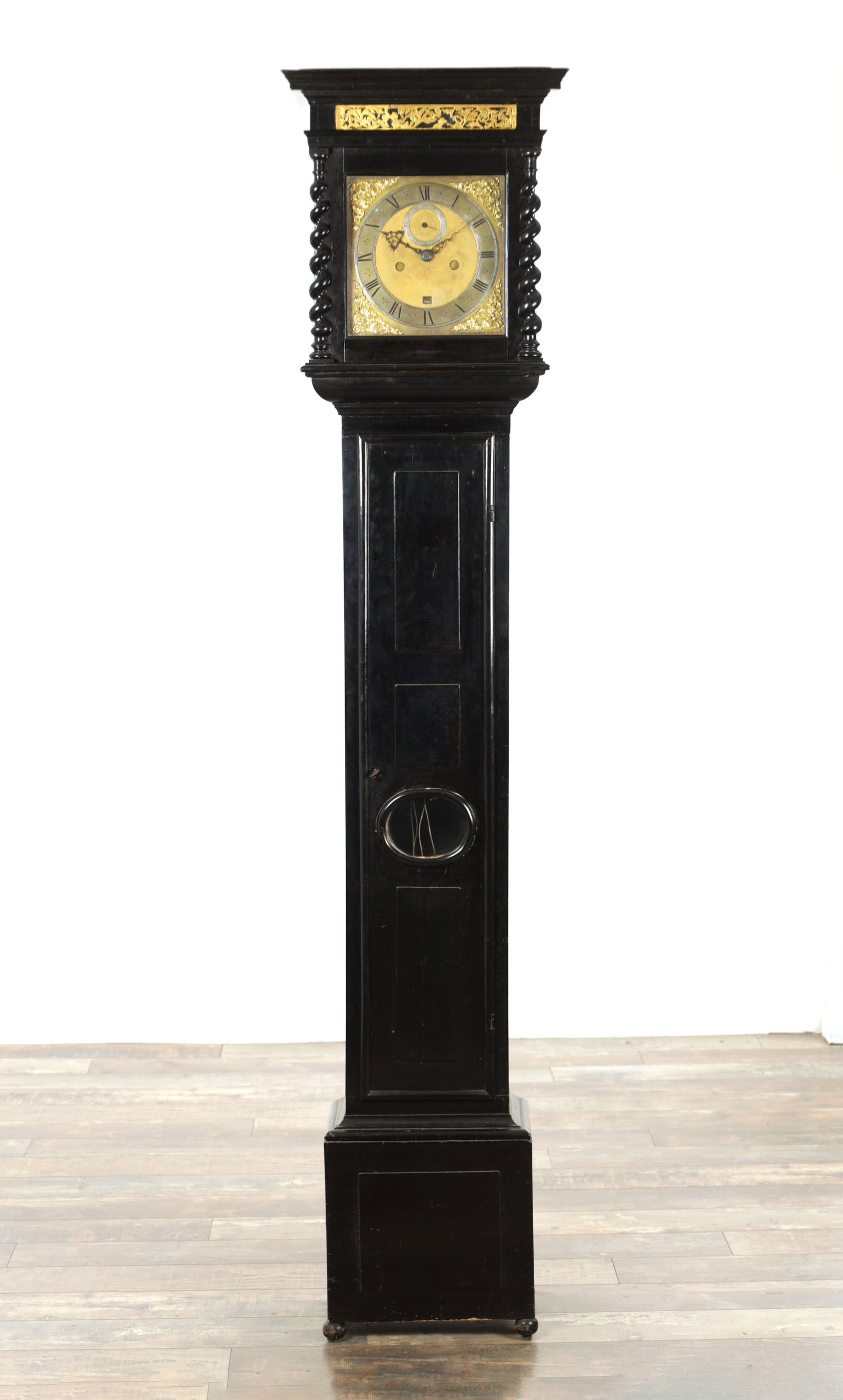 A LATE 17TH CENTURY EBONISED 10?? EIGHT DAY LONGCASE CLOCK SIGNED NATHANIEL HODGES, LONDINI (1 of 9)