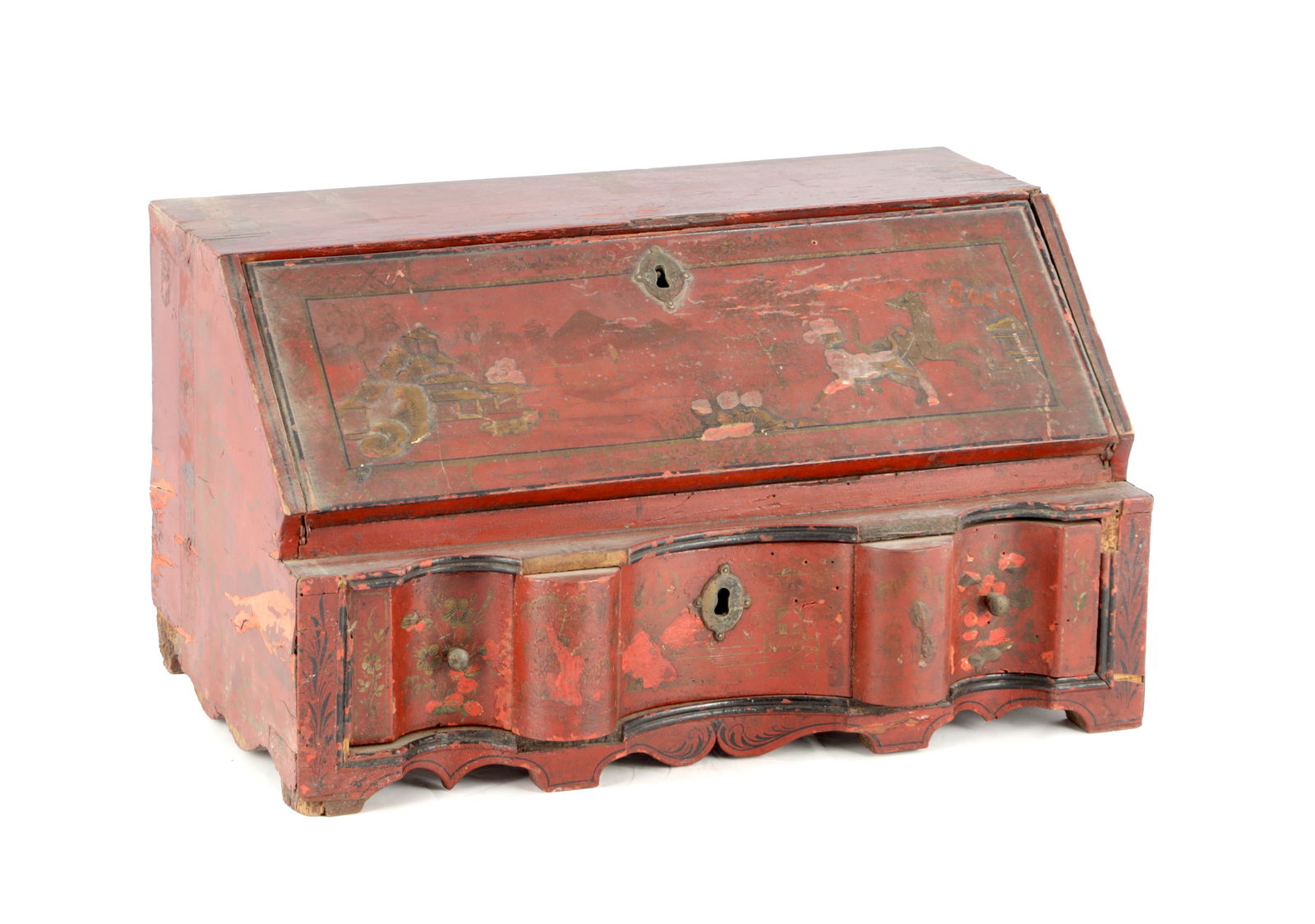 A QUEEN ANNE SCARLET LACQUERED CHINOISERIE TABLE BUREAU (1 of 10)