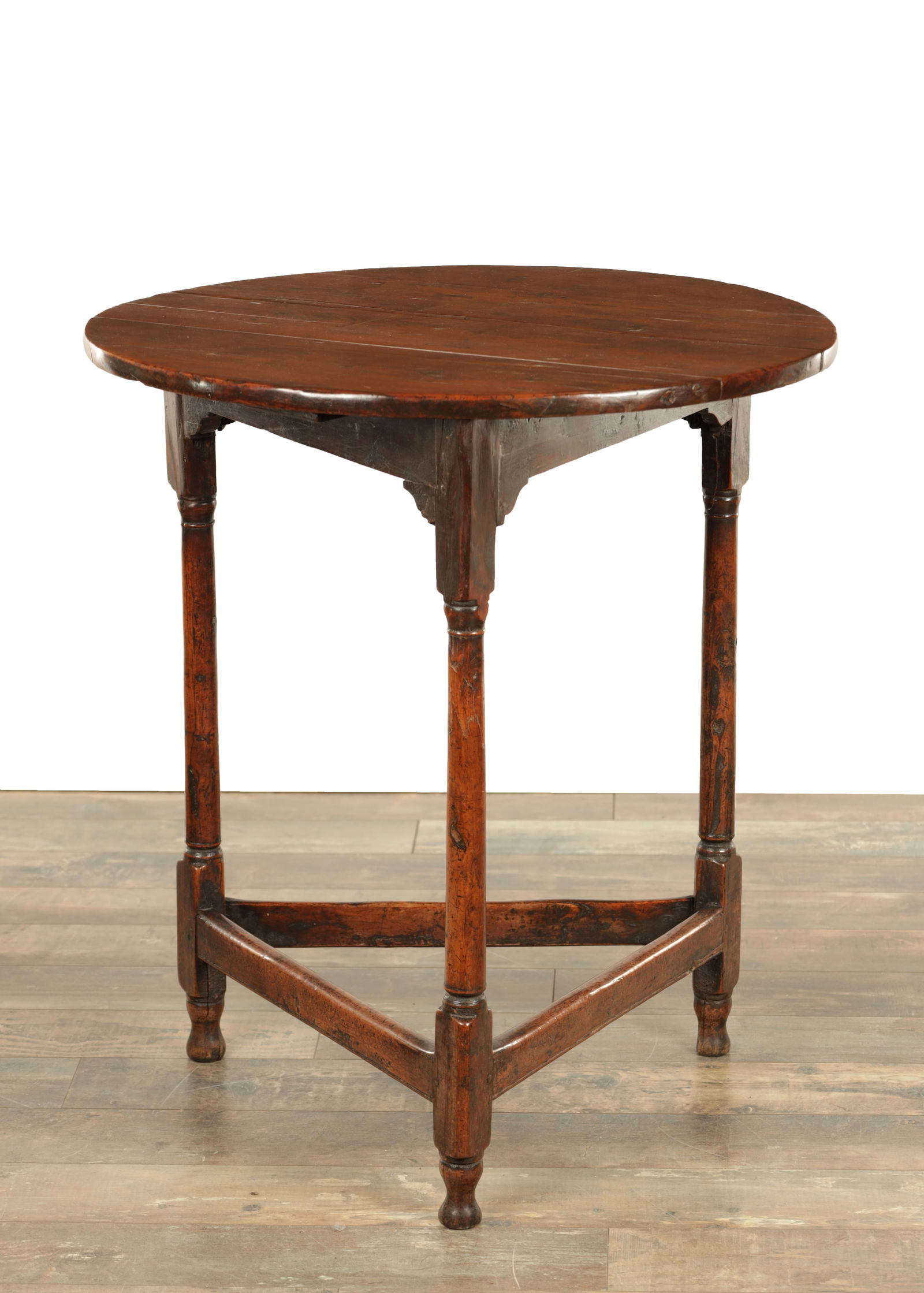 A RARE 18TH CENTURY YEW-WOOD CRICKET TABLE (1 of 6)
