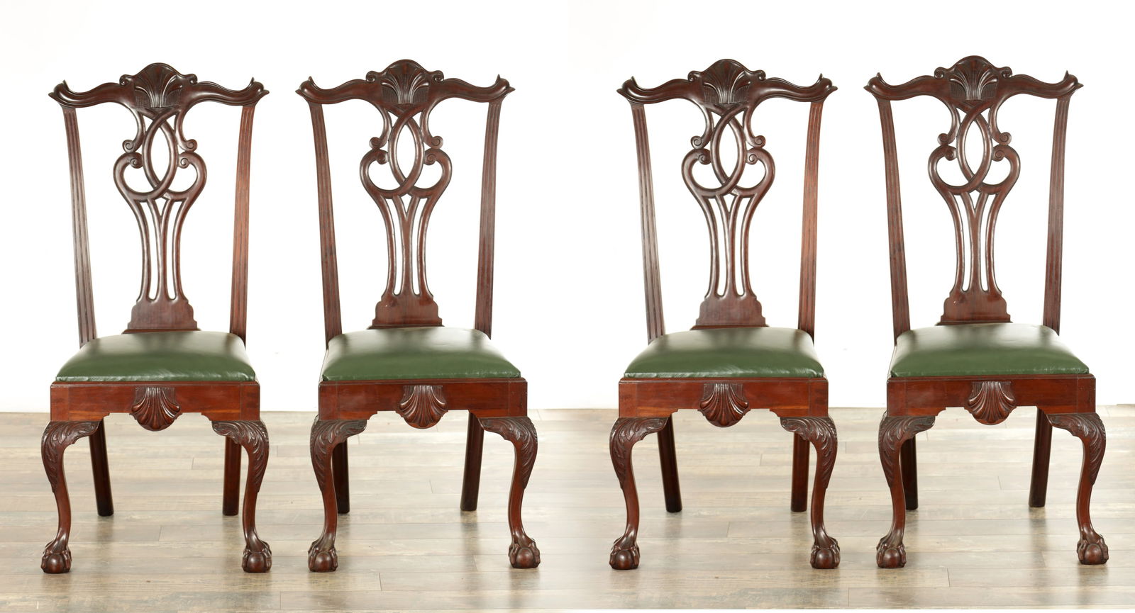 A SET OF FOUR 19TH CENTURY MAHOGANY DINING CHAIRS POSSIBLY AMERICAN (1 of 12)