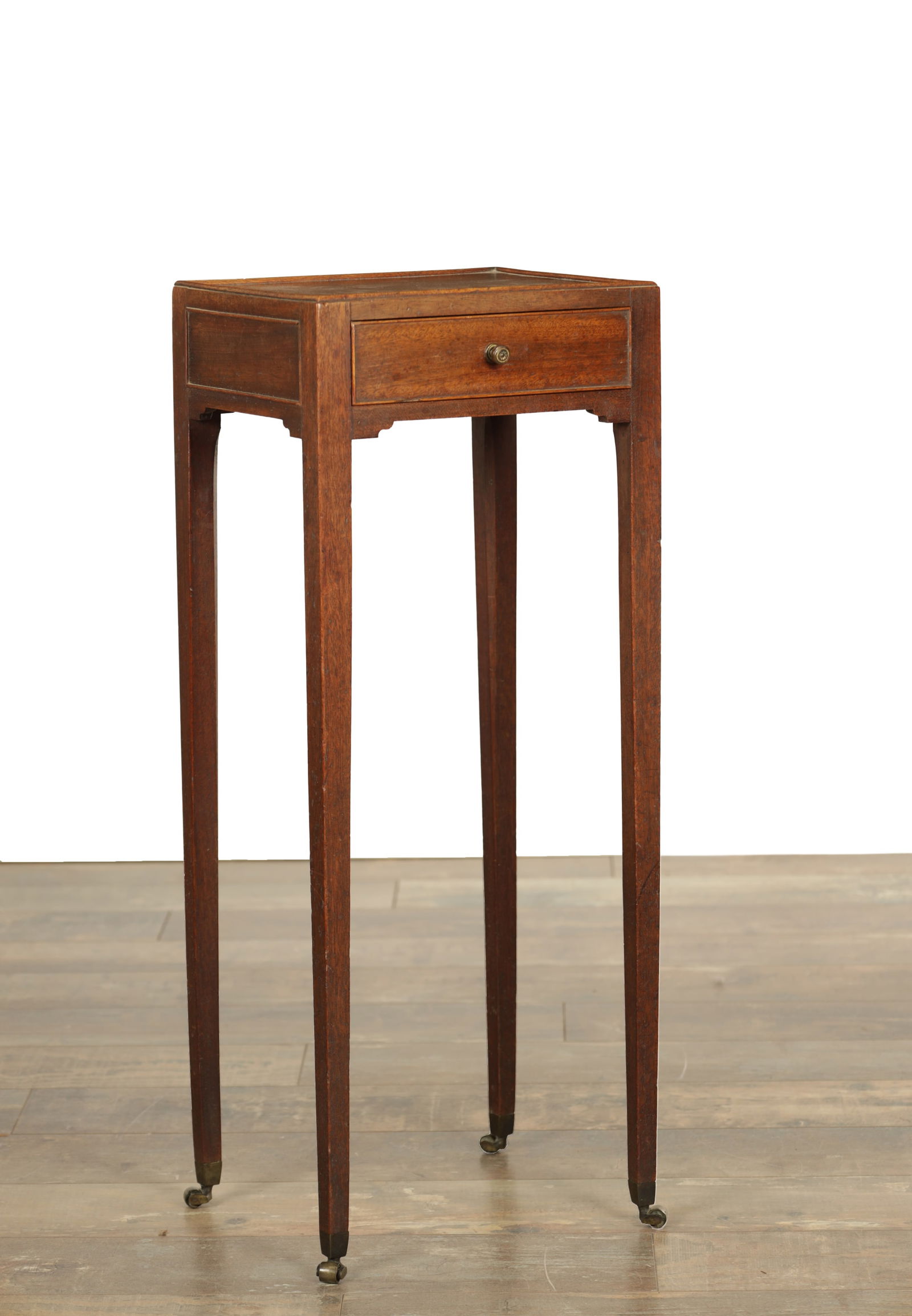 AN UNUSUAL GEORGE III MAHOGANY KETTLE STAND (1 of 4)