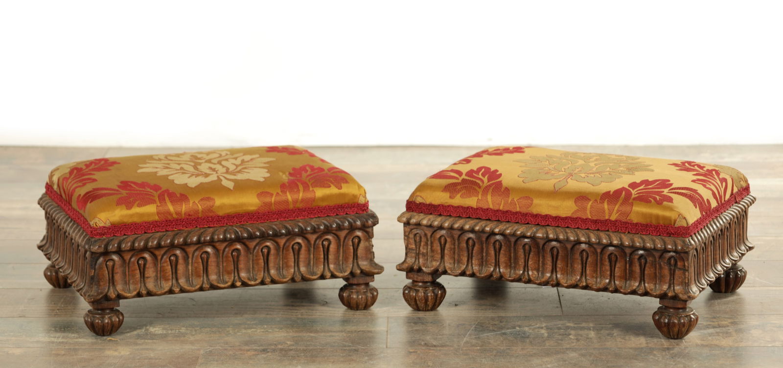 A PAIR OF REGENCY REOSEWOOD FOOTSTOOLS (1 of 6)