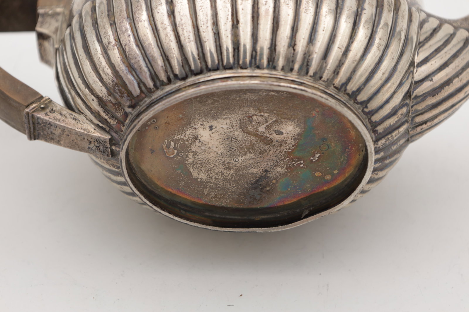 A REGENCY SILVER TEAPOT - 6