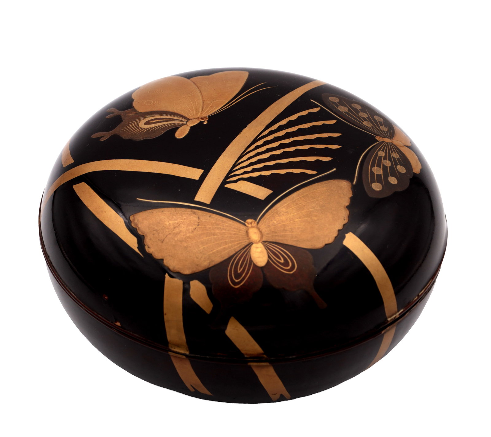 AN EARLY 20TH CENTURY JAPANESE LACQUERWARE CIRCULAR BOX: AN EARLY 20TH CENTURY JAPANESE LACQUERWARE CIRCULAR BOX decorated with takamaki-e butterflies and maki-e grass. (Diameter 20cm)