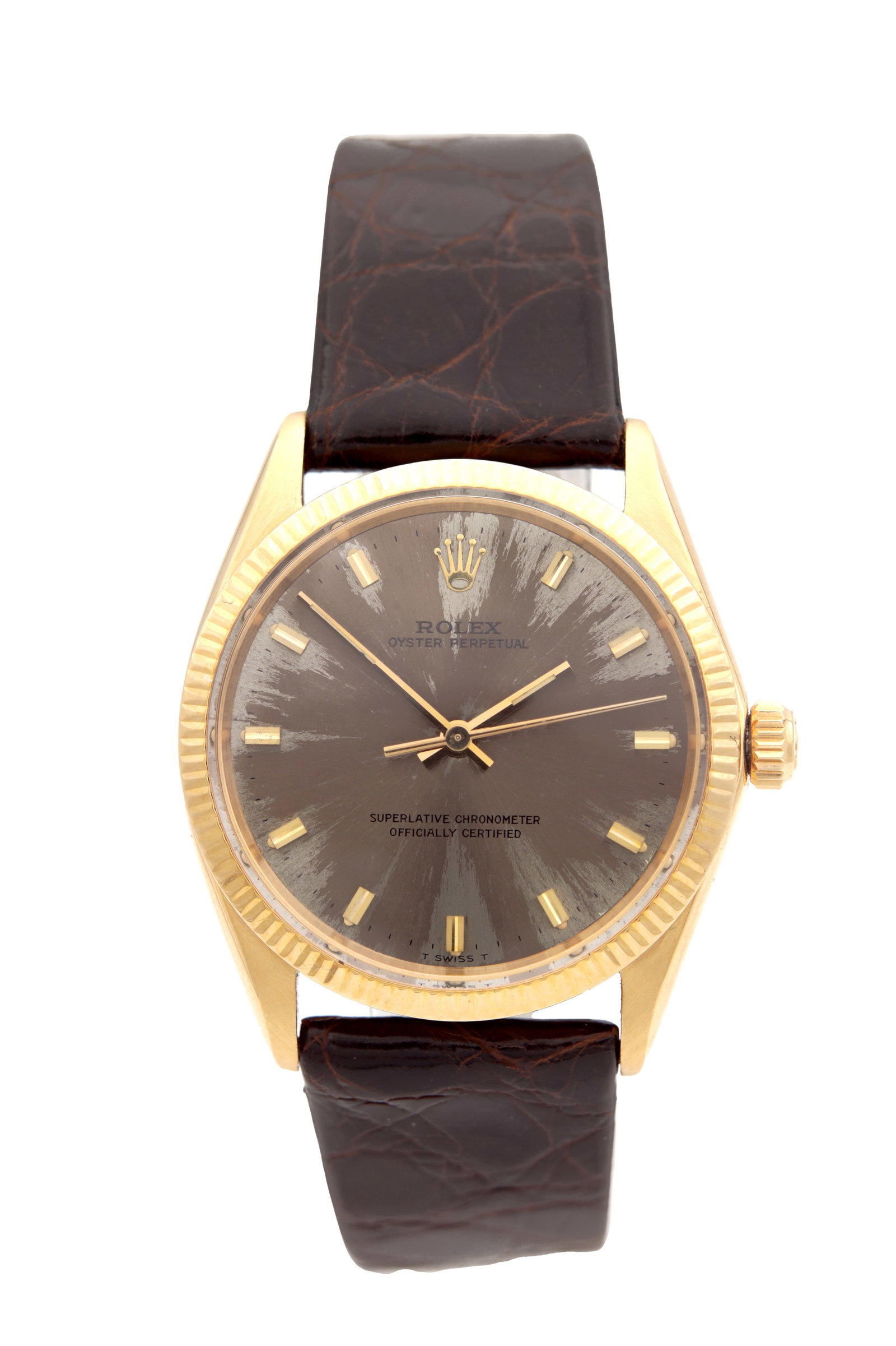A 1966 ROLEX 18CT GOLD OYSTER PERPETUAL WRIST WATCH REF. 1005: A 1966 ROLEX 18CT GOLD OYSTER PERPETUAL WRIST WATCH REF. 1005 with fluted bezel, signed sunburst dial with applied baton hour markers and baton hands, screw-down crown and automatic chronometer moveme