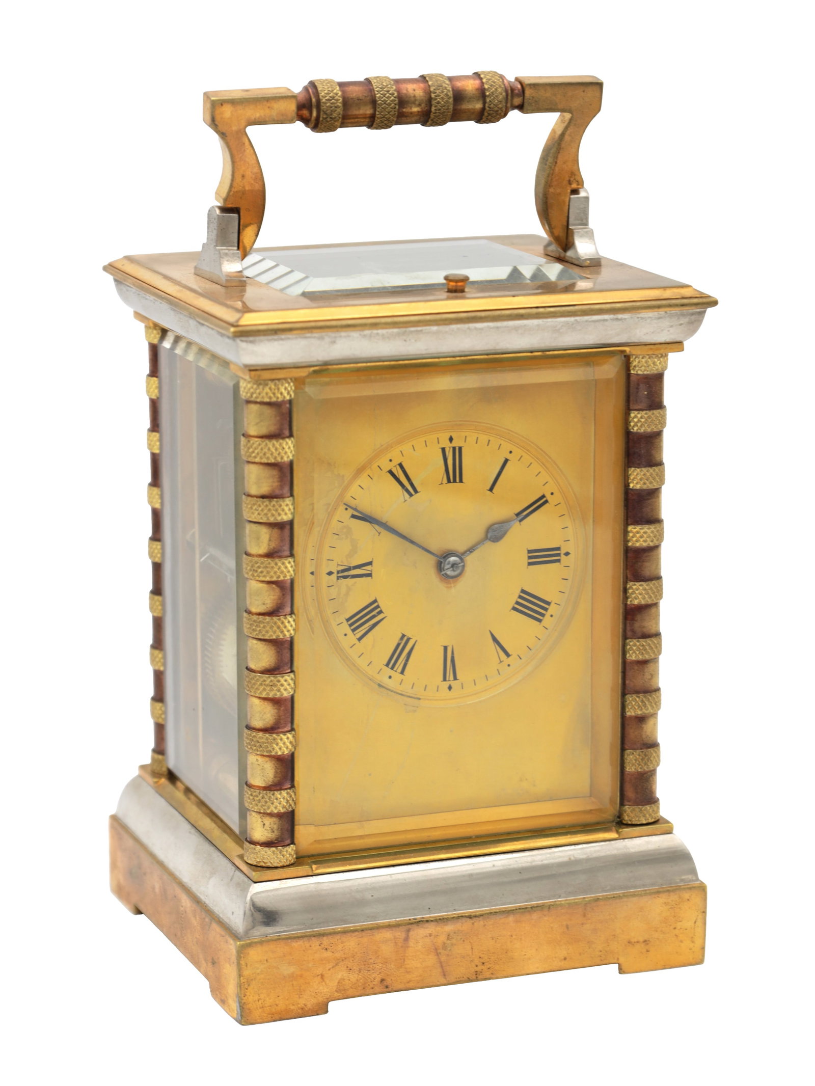 A LATE 19TH CENTURY FRENCH BRASS REPEATING CARRIAGE CLOCK: A LATE 19TH CENTURY FRENCH BRASS REPEATING CARRIAGE CLOCK with bevelled glazed panels, hatched ringed corner columns, silvered mouldings and folding handle. The gilt brass dial with Roman chapter ring