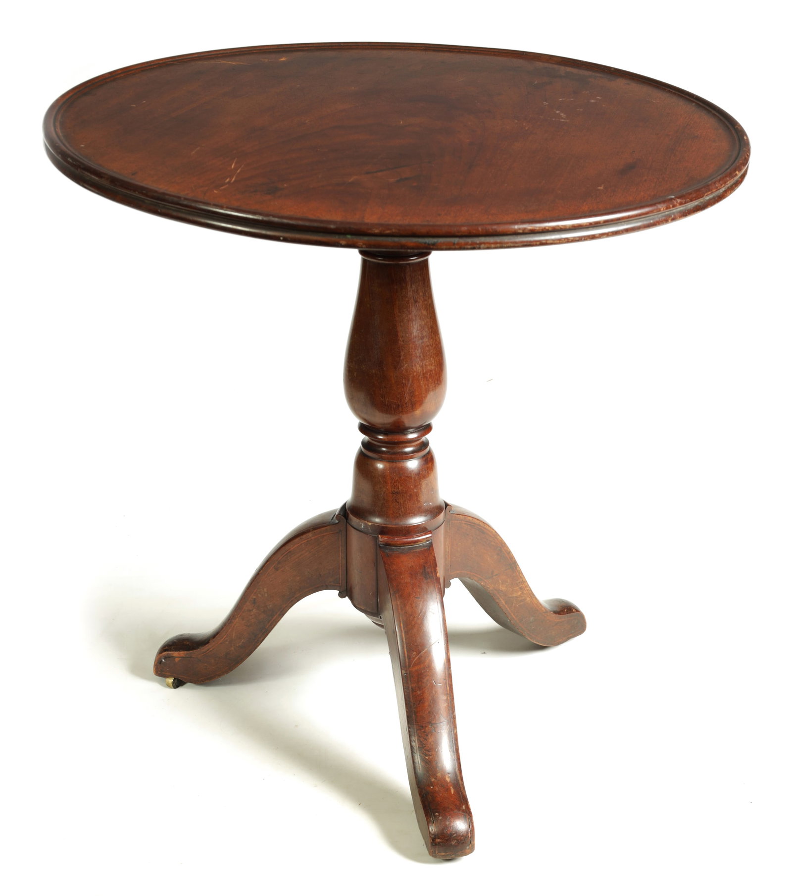 GEORGES JACOB (1739-1814) AN 18TH CENTURY MAHOGANY TILT TOP TABLE: GEORGES JACOB (1739-1814) AN 18TH CENTURY MAHOGANY TILT TOP TABLE with moulded edge circular top raised on a bulbous turned stem with boxwood inlaid cabriole legs - stamped JACOB to the base. (80cm di