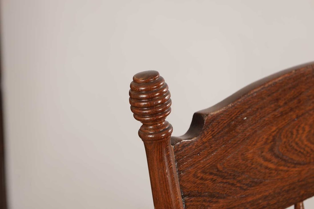 AN EARLY 20TH CENTURY AMERICAN CHILD'S HIGH CHAIR WITH CANE SEAT - 2