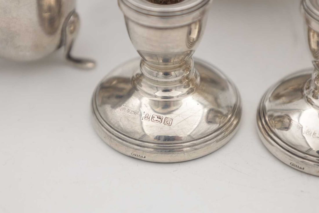 A COLLECTION OF SILVER TABLEWARE - 2