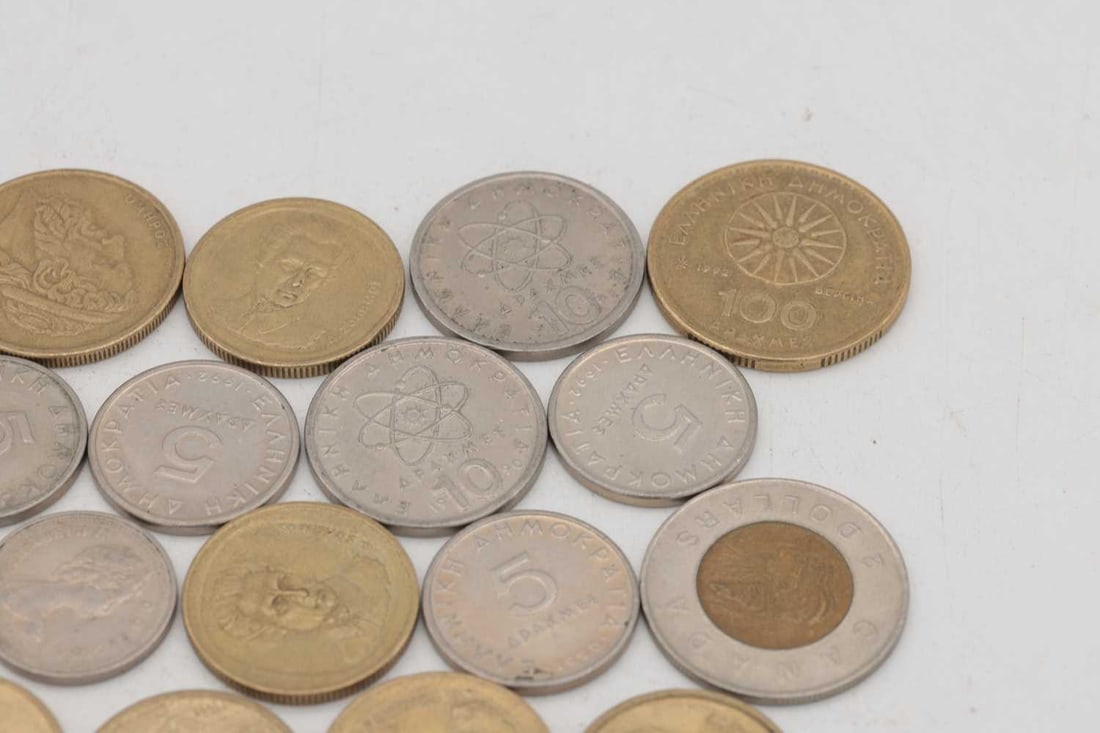 A COLLECTION OF 20TH CENTURY EUROPEAN COINS - 3