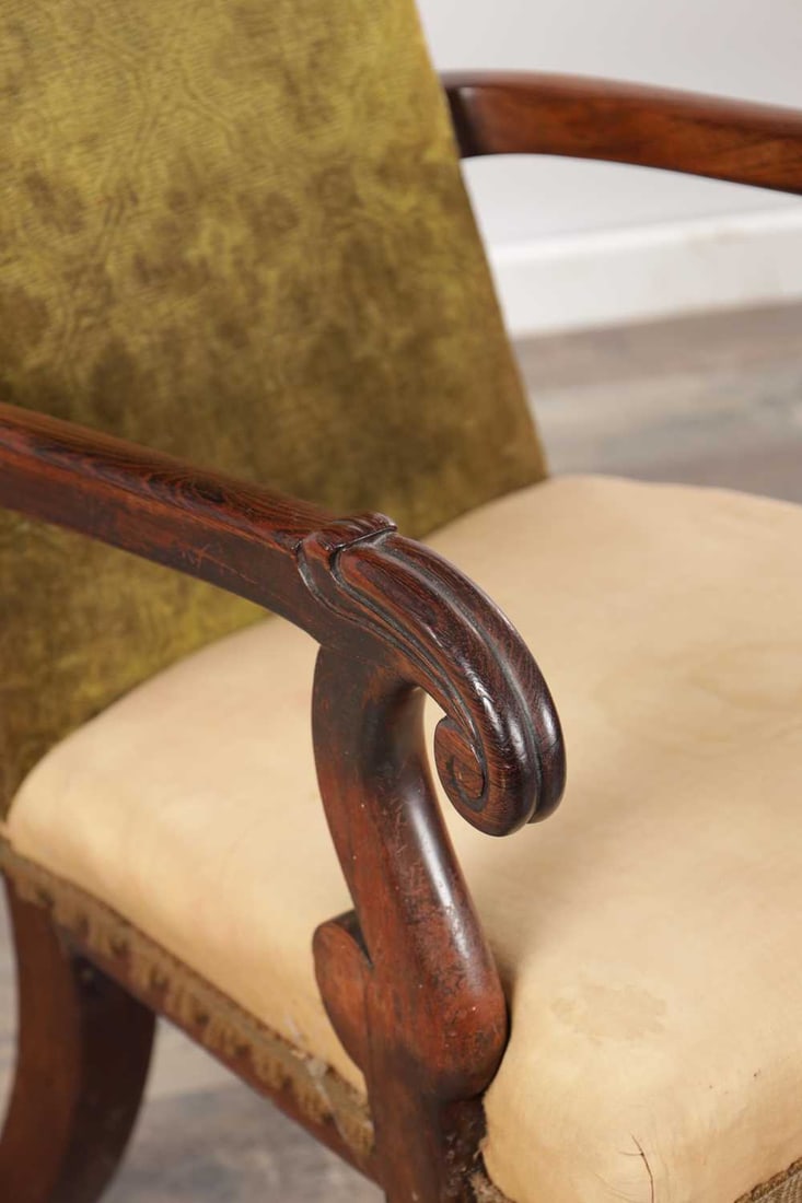 A LATE REGENCY ROSEWOOD LIBRARY CHAIR - 3