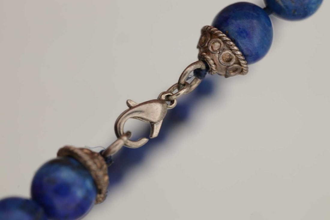 A COLLECTION OF FOUR NECKLACES - 3