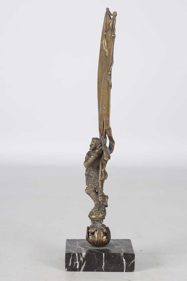 A 19TH CENTURY FRENCH BRONZE LETTER OPENER AND SEAL FORMED AS A SOLDIER - 7