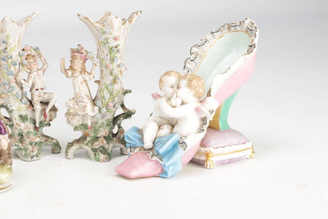 A COLLECTION OF NINE CONTINENTAL PORCELAIN FIGURES AND FIGURE GROUPS - 2