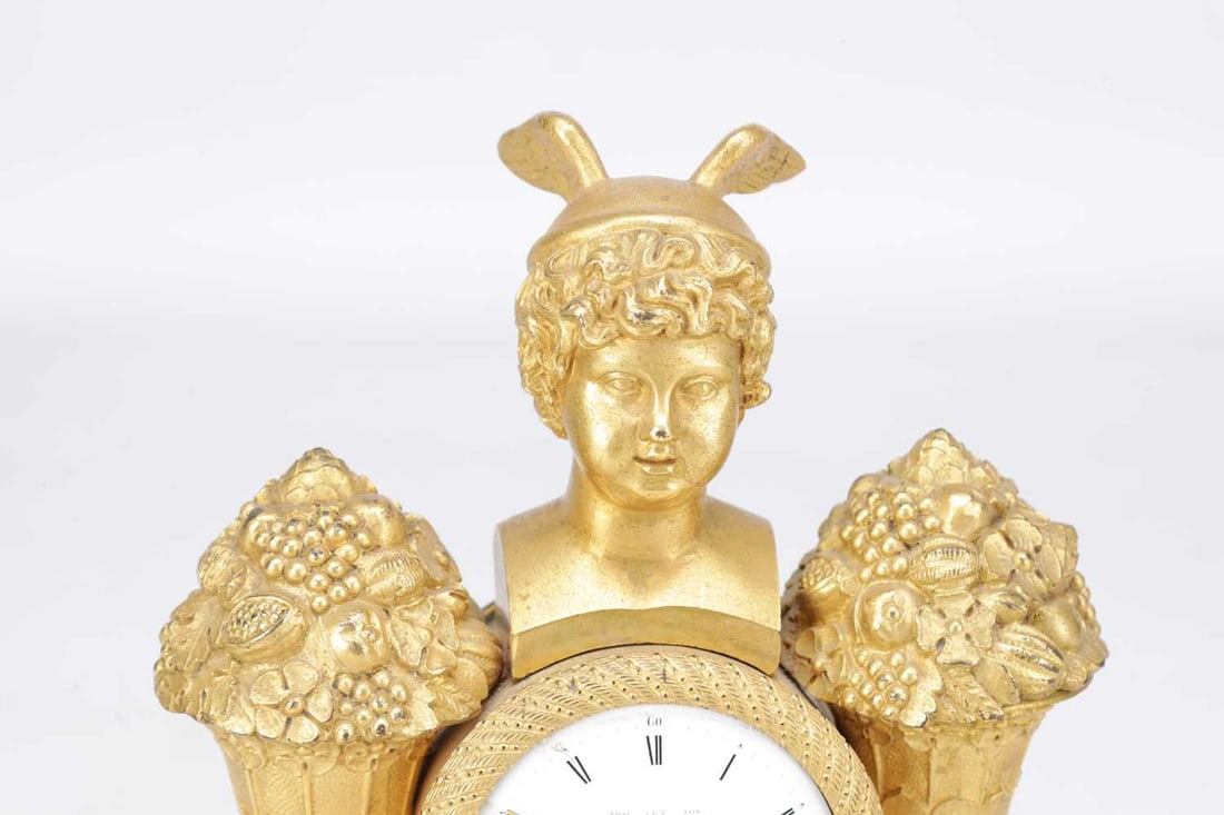 ROSE ET SON, LONDON. AN EARLY 19TH CENTURY BRONZE AND ORMOLU MANTEL CLOCK - 3