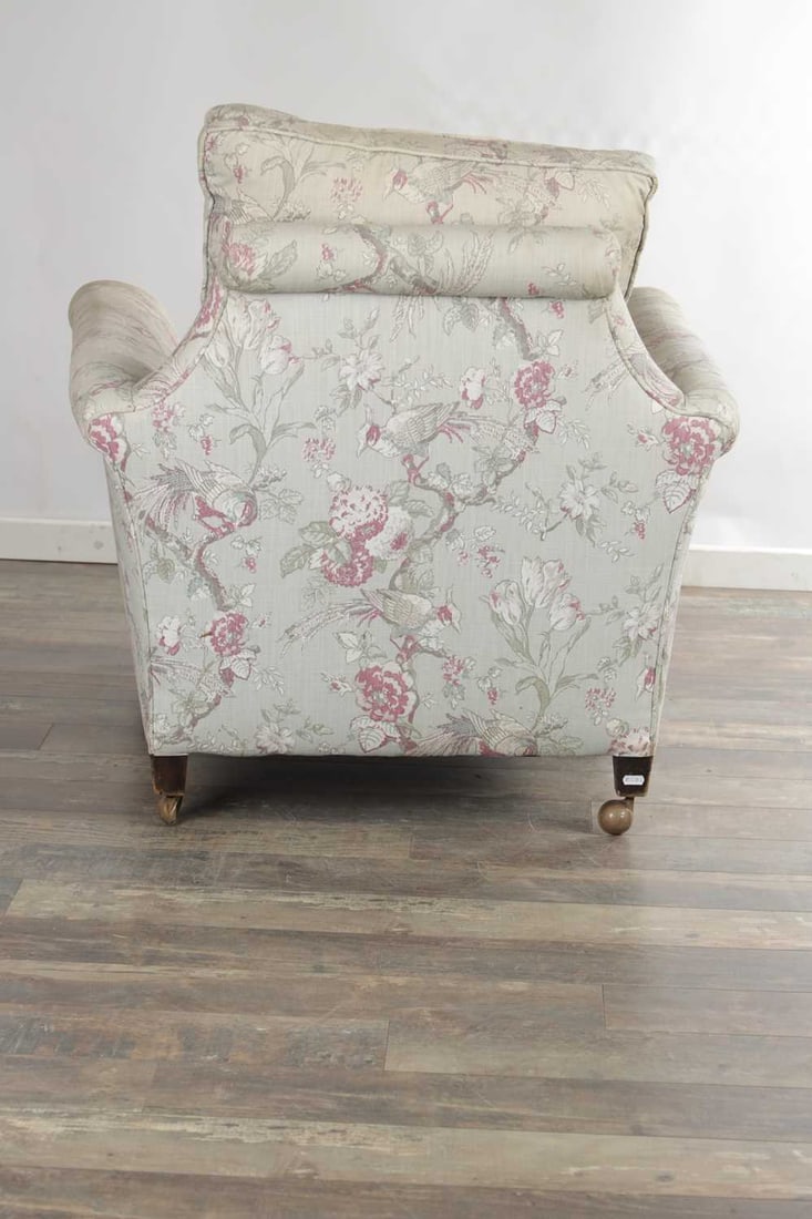 HOWARD & SONS LTD. LONDON, NO84, A 20TH CENTURY UPHOLSTERED ARMCHAIR - 4