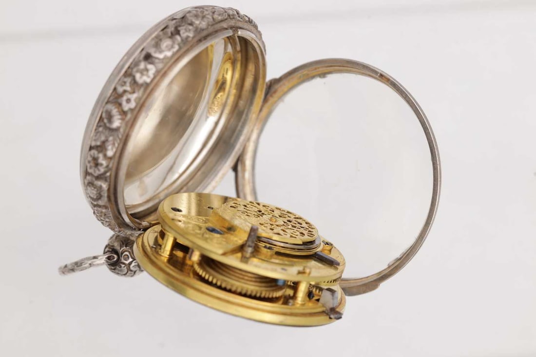 AN EARLY 19TH CENTURY ENGLISH SILVER CASED OPEN FACE POCKET WATCH - 2
