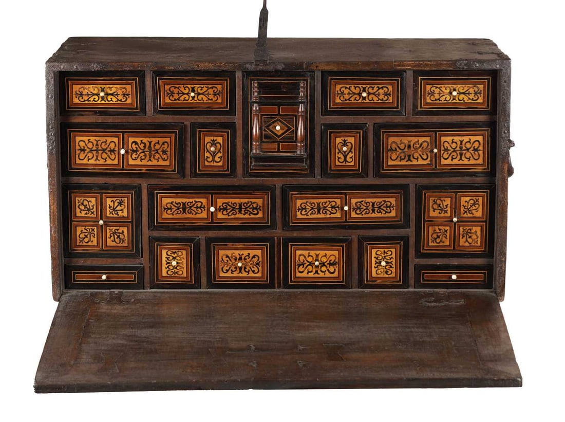 A 17TH CENTURY SPANISH WALNUT AND INLAID CABINET - 2
