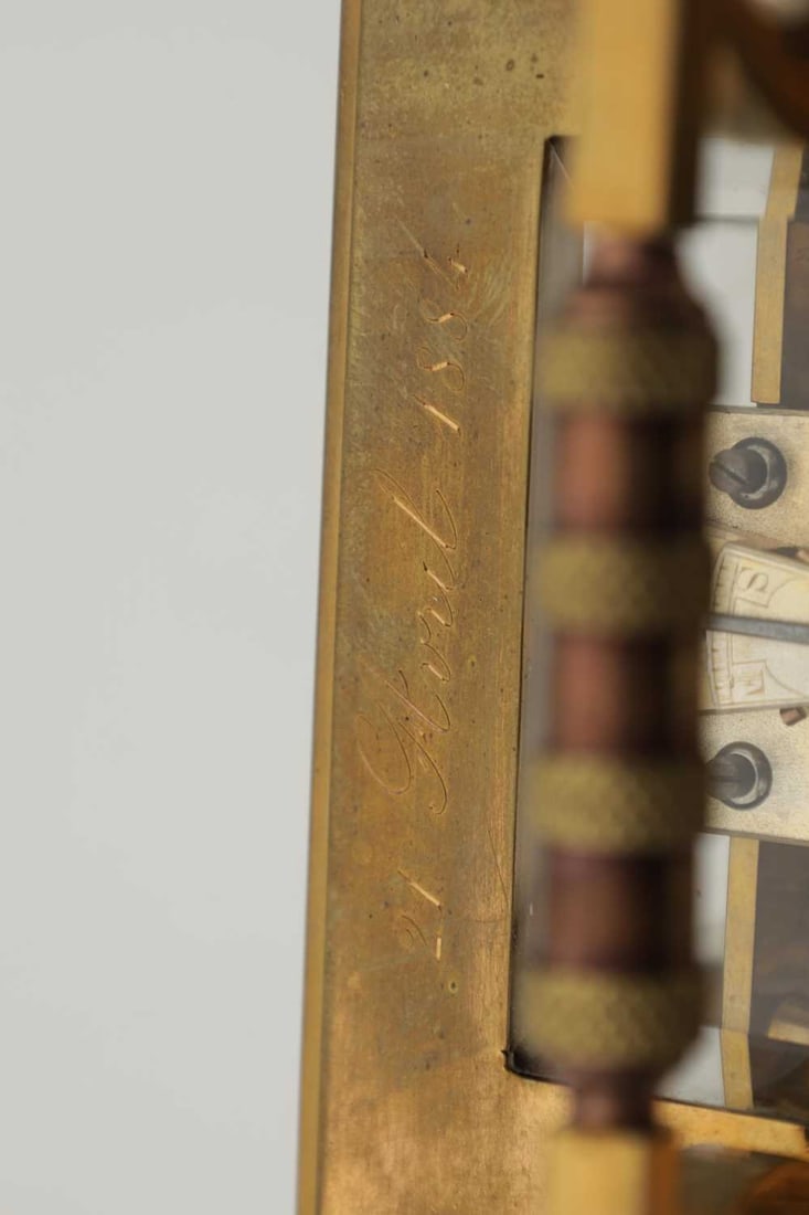 A LATE 19TH CENTURY FRENCH BRASS REPEATING CARRIAGE CLOCK - 4