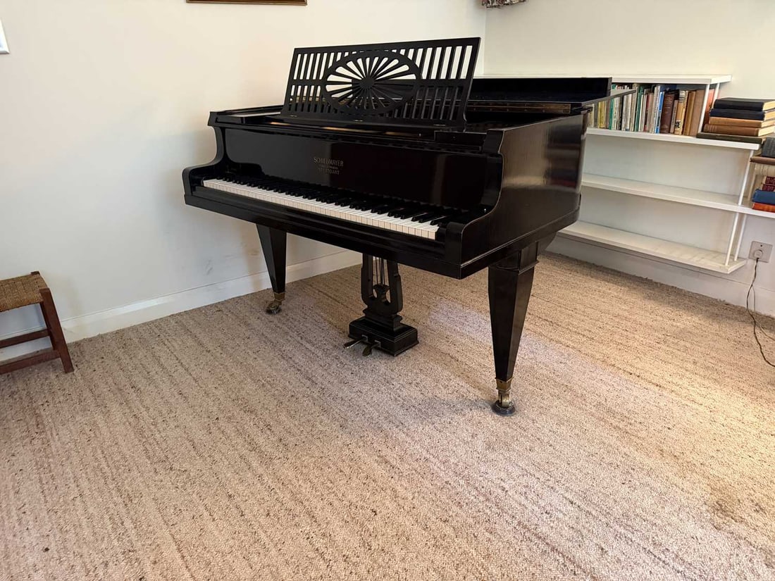 AN EARLY 20TH CENTURY GERMAN EBONISED BABY GRAND PIANO BY SCHEIDMAYER - 9