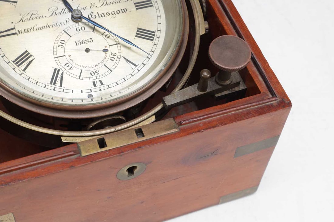 KELVIN BOTTOMLEY & BAIRD, GLASGOW. A LATE 19TH CENTURY TWO-DAY MARINE CHRONOMETER - 2