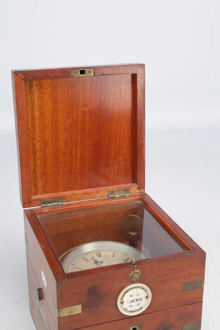 KELVIN BOTTOMLEY & BAIRD, GLASGOW. A LATE 19TH CENTURY TWO-DAY MARINE CHRONOMETER - 9