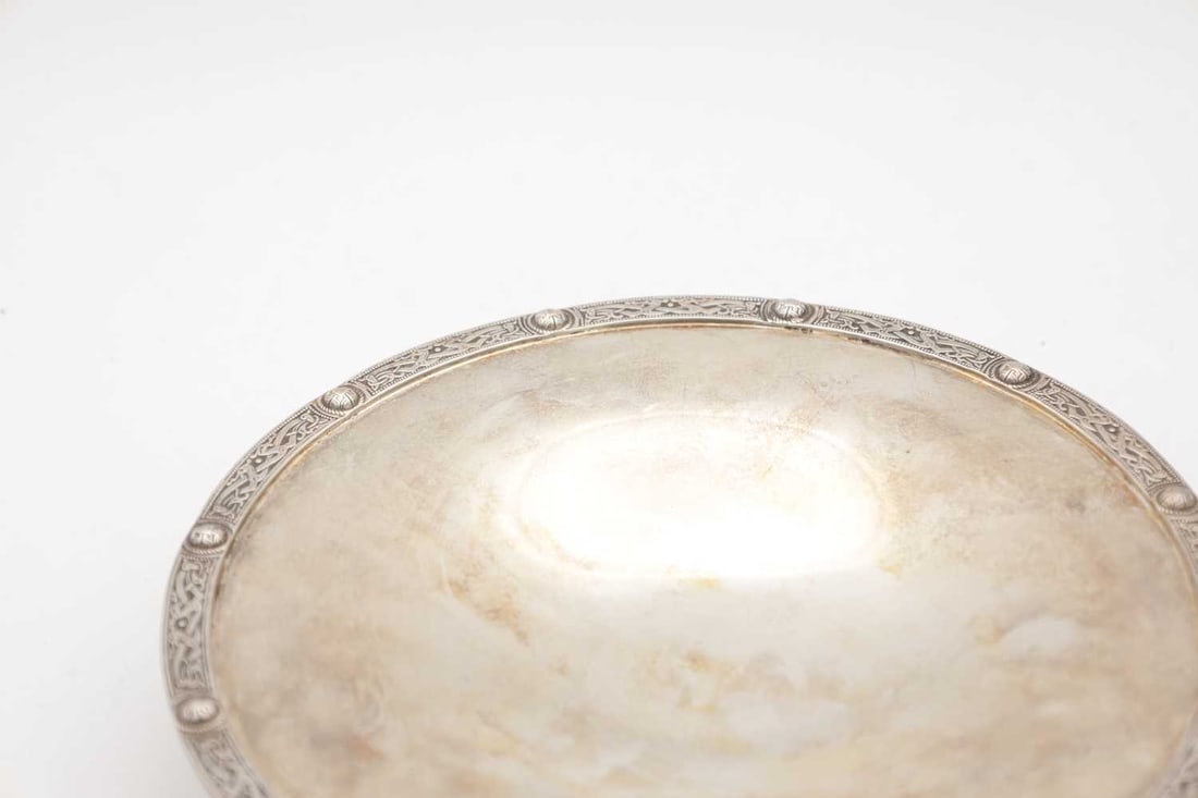 A SILVER PEDESTAL DISH - 3