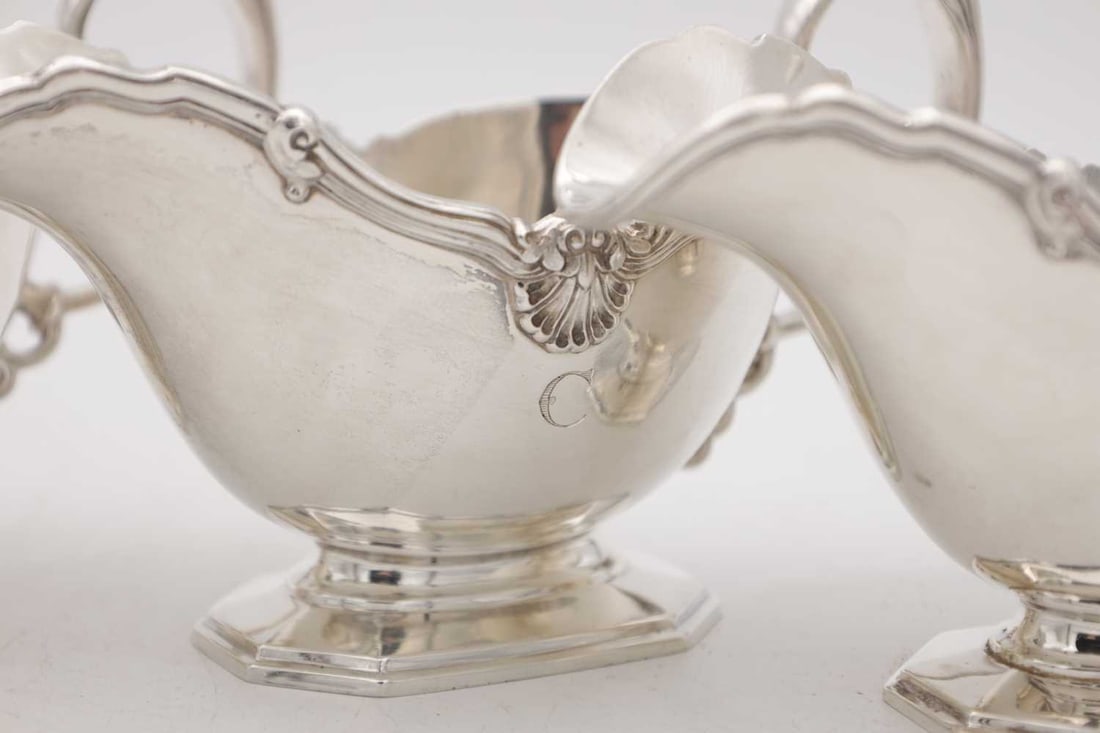 A SET OF FOUR MID 20TH CENTURY ENGLISH SILVER SAUCE BOATS BY MAPPIN AND WEBB - 4