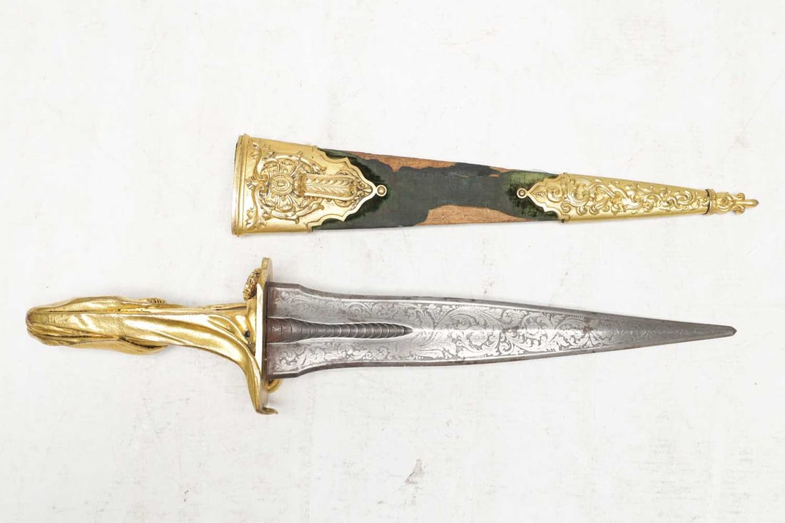 A MID 19TH CENTURY FRENCH GILT BRONZE HILTED RITUAL DAGGER - 7