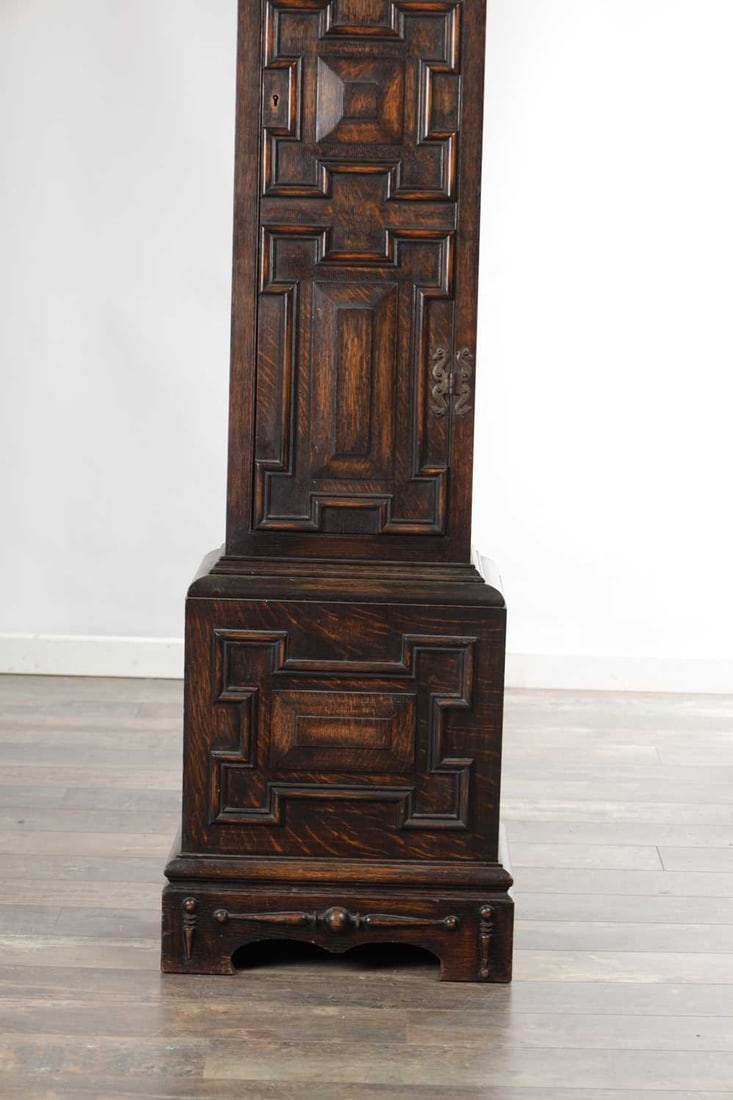 GILBERT AND JOHNSON, CROYDON. AN EDWARDIAN OAK DOMESTIC REGULATOR LONGCASE CLOCK - 2