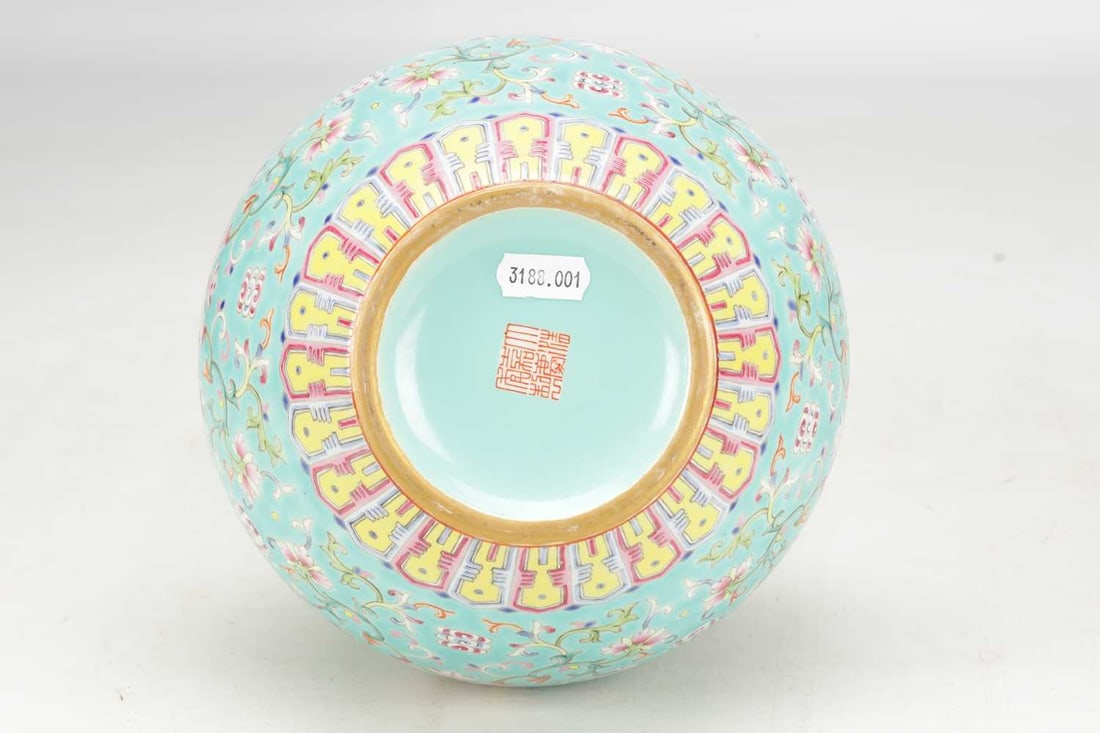A 20TH CENTURY CHINESE PORCELAIN DOUBLE-GOURD FAMILLE ROSE VASE - 7