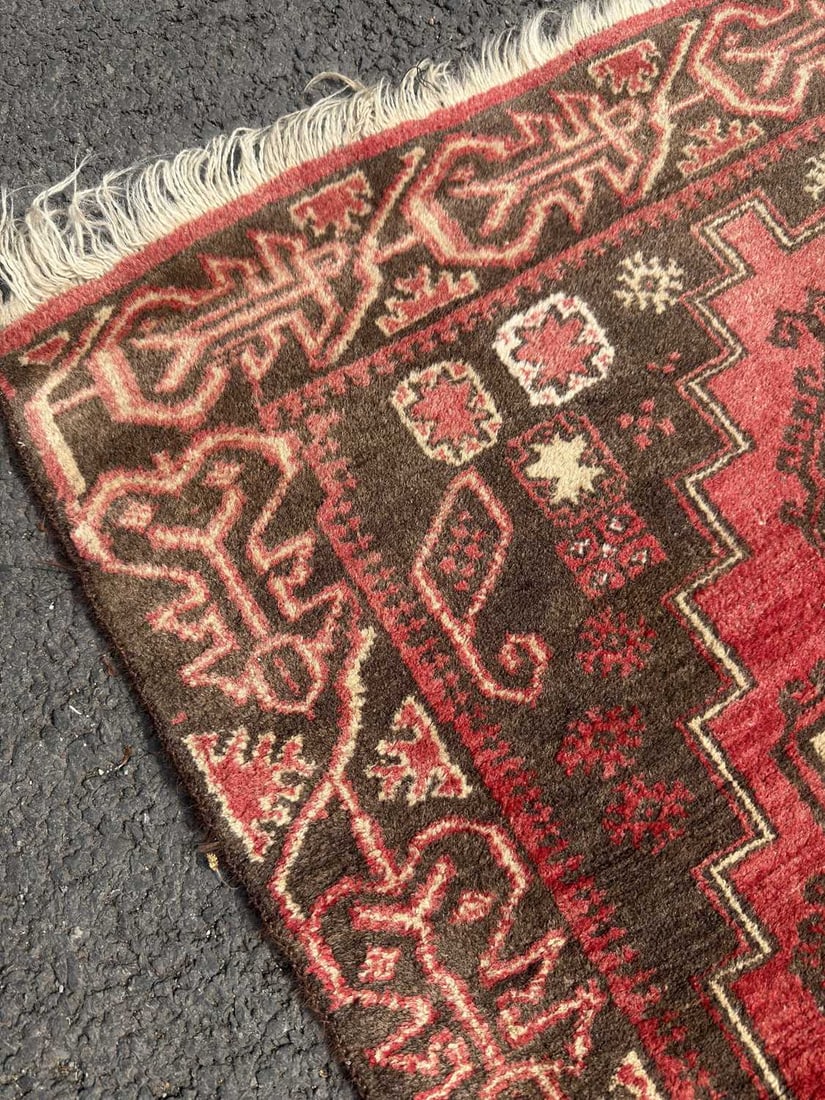 A PERSIAN WOOL CARPET - 6