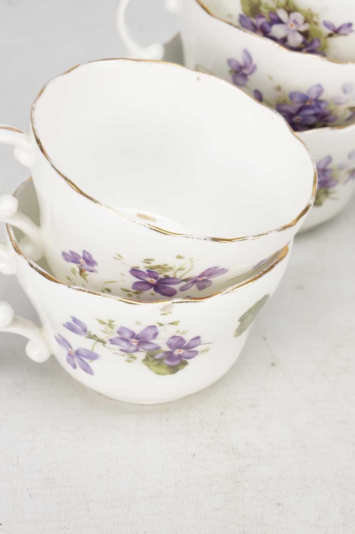 AN EARLY 20TH CENTURY VIOLETS TEA SERVICE BY HAMMERSLEY & CO - 2