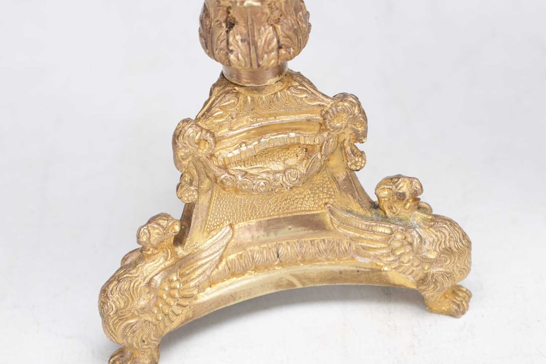 A PAIR OF 19TH CENTURY GILT BRONZE CANDLESTICKS - 5