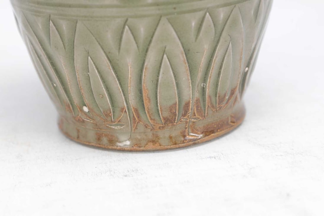 A NORTHERN SONG CHINESE YAOZHOU CELADON-GLAZED CARVED MEIPING VASE - 3