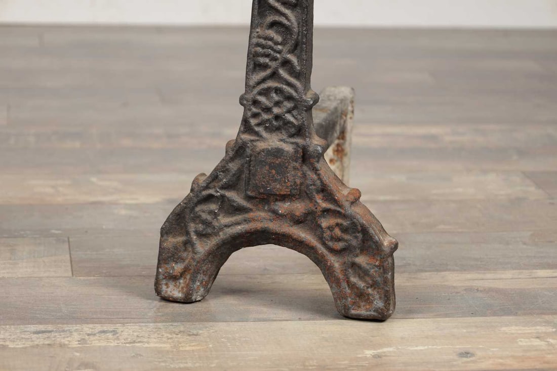 A PAIR OF 16TH CENTURY CAST IRON FIREDOGS - 4
