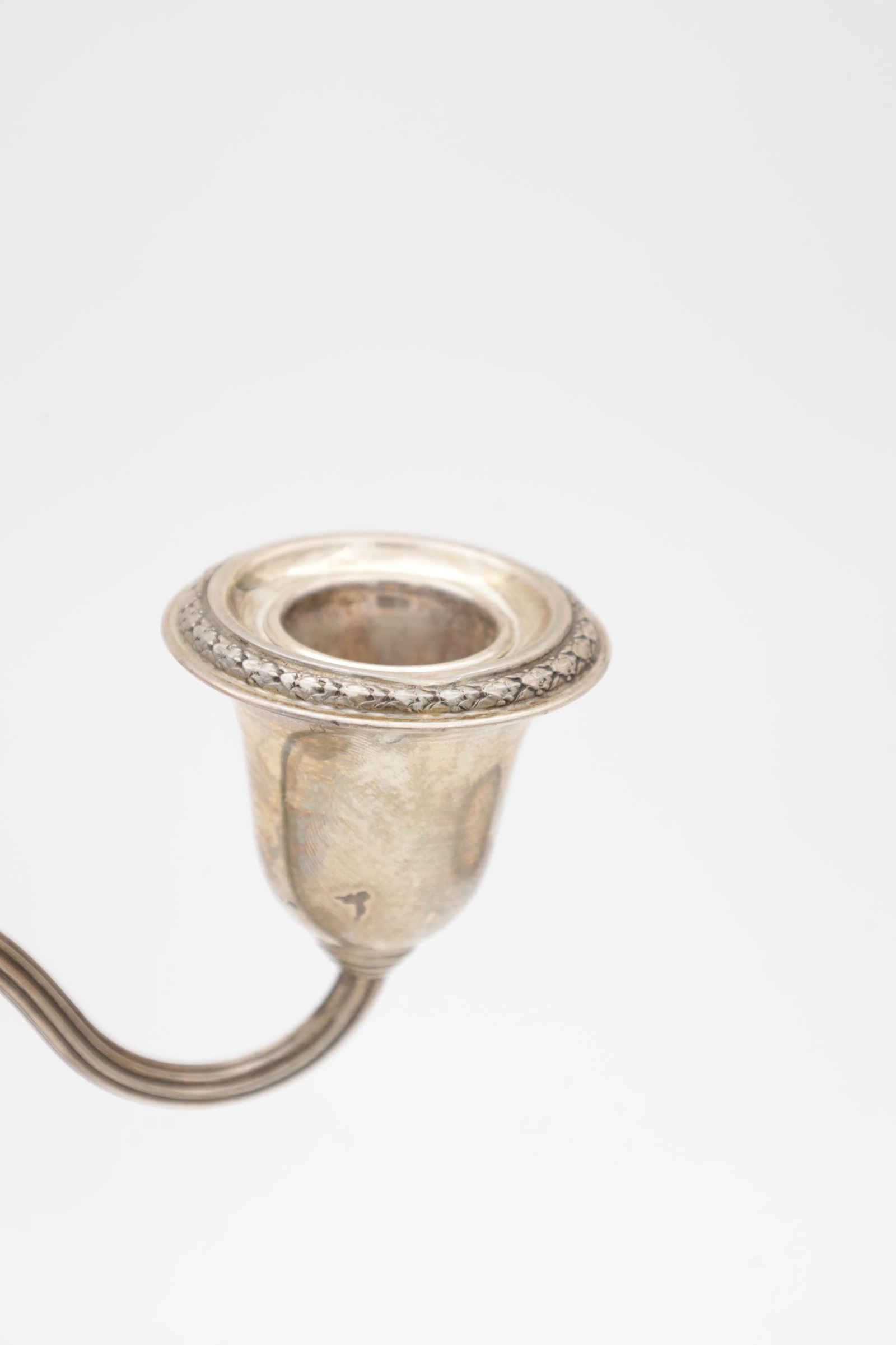 A SILVER THREE BRANCH CANDELABRA - 3