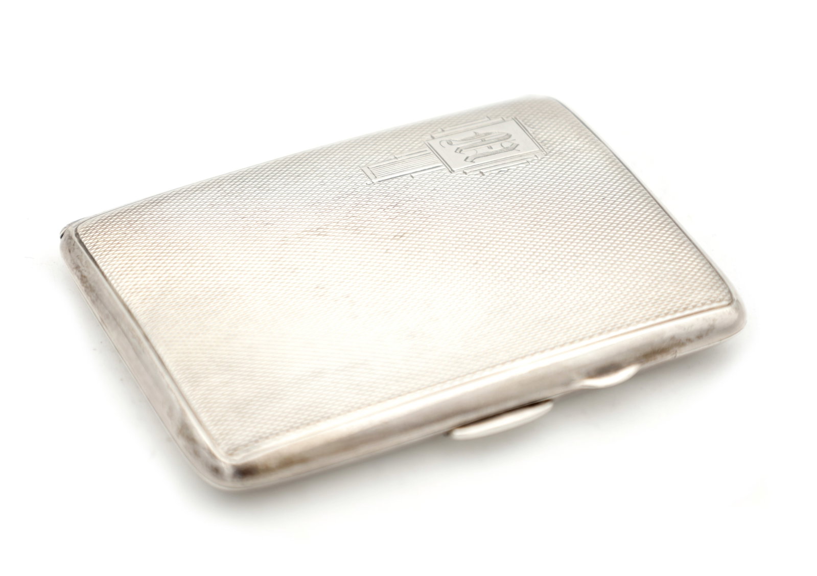 AN EARLY 20TH CENTURY SILVER CIGARETTE CASE (1 of 4)