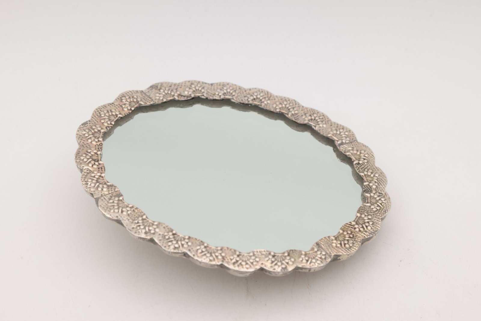 A 19TH/20TH CENTURY EASTERN SILVER MIRROR - 3