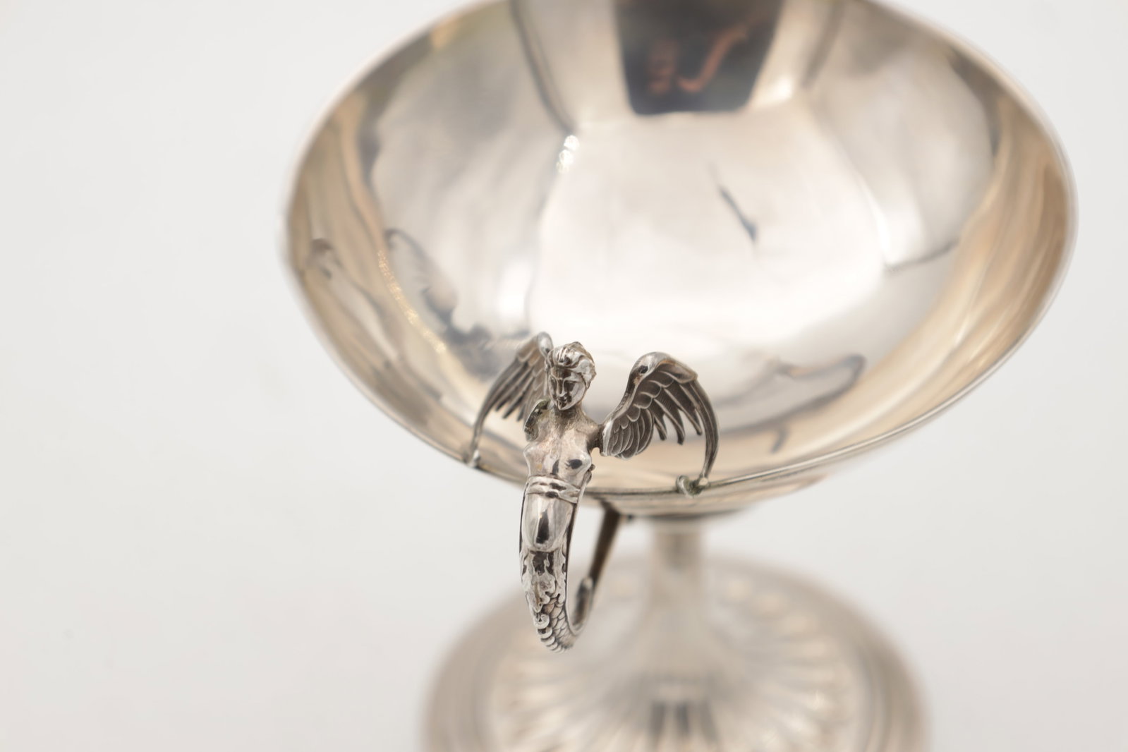 TWO 19TH/20TH CENTURY SILVER TABLE PIECES - 7