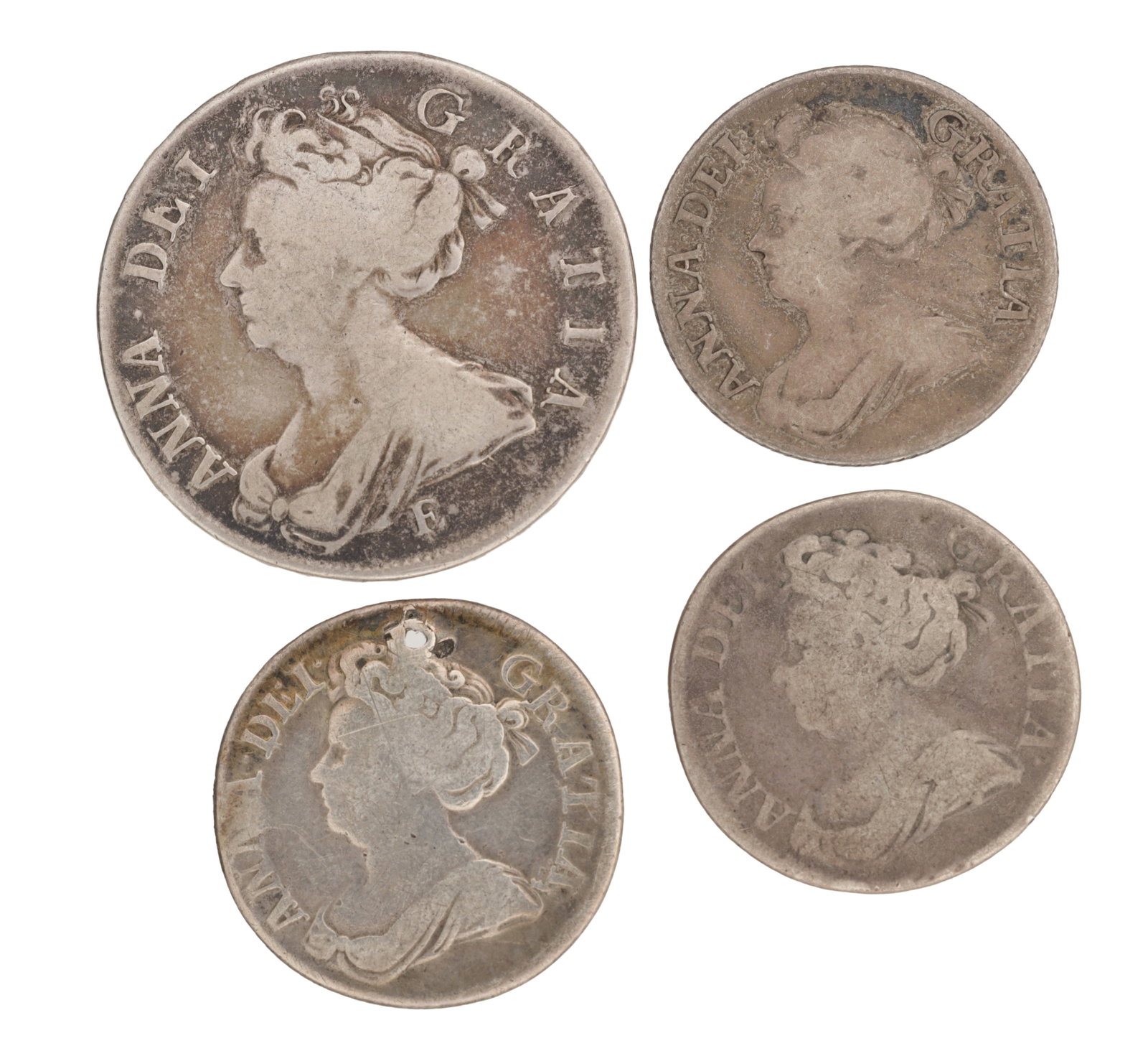 AN EARLY 18TH CENTURY ENGLISH SILVER HALF-CROWN AND THREE SHILLINGS (1 of 2)