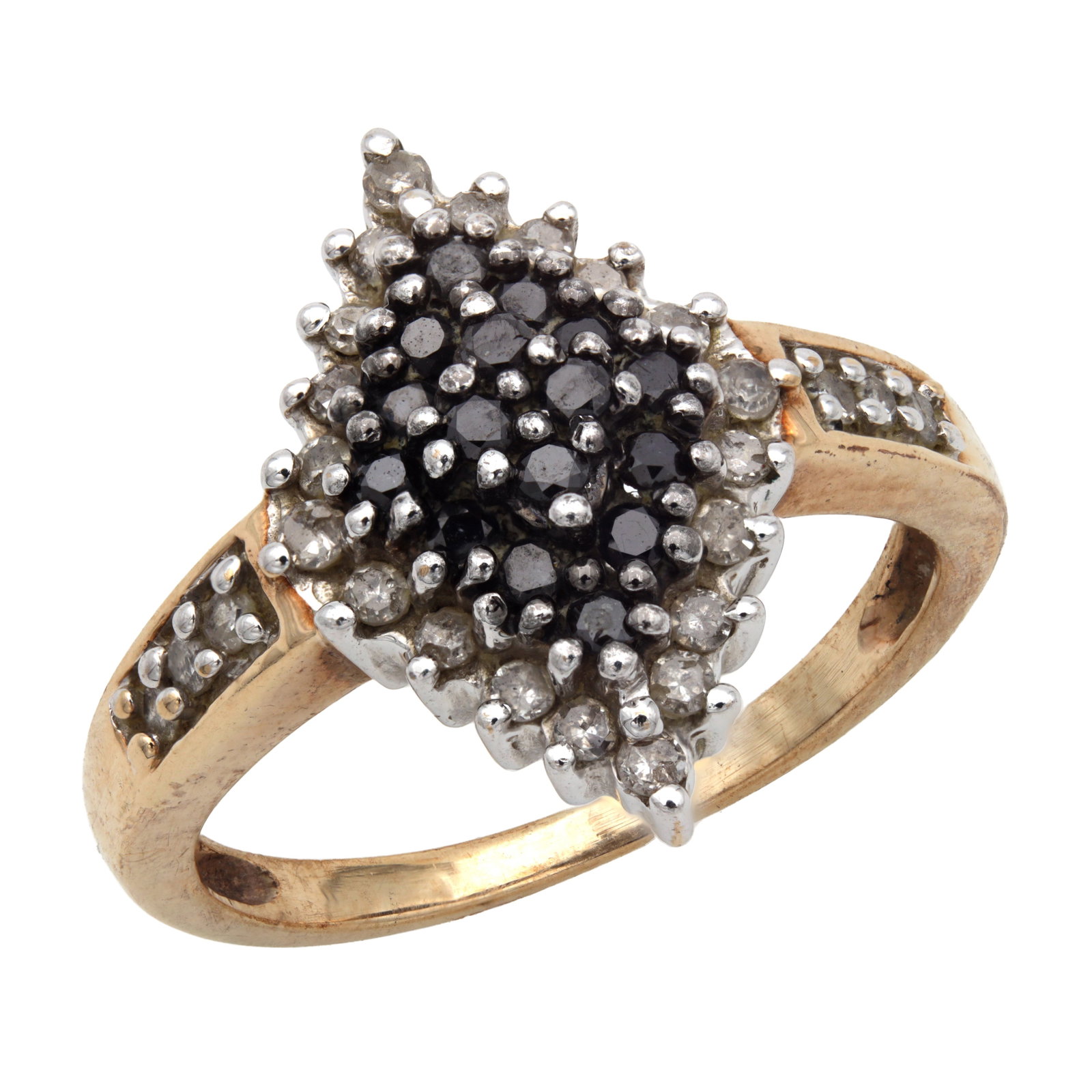 A 9CT YELLOW GOLD AND BLACK DIAMOND CLUSTER RING (1 of 1)