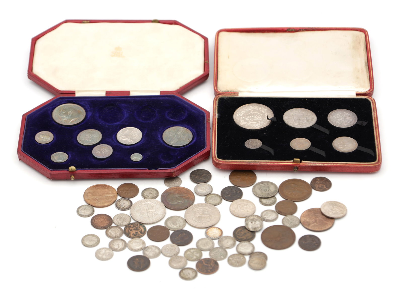 A COLLECTION OF GEORGE V SILVER AND OTHER METAL COINS (1 of 4)