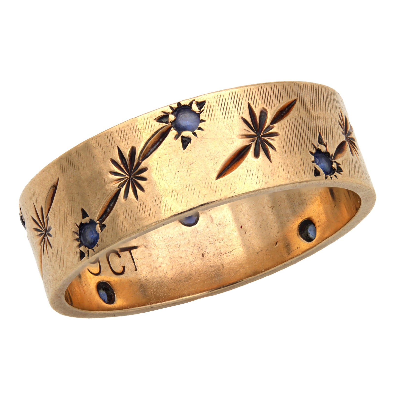 A 9CT YELLOW GOLD AND SAPPHIRE RING (1 of 1)